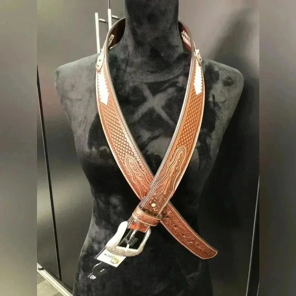 Nocona Leather Embossed Rawhide,Cross conchos,removable silver buckle,Western - Picture 1 of 9